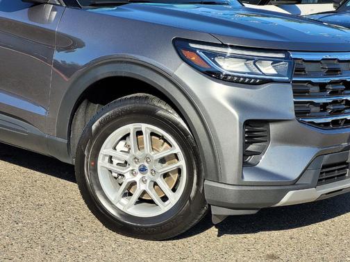 Gray Metallic 2026 Ford Explorer Active