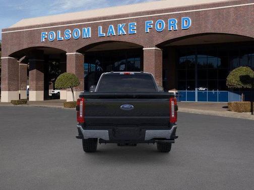 2025 Ford F-350 Lariat Super Duty