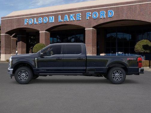 2025 Ford F-350 Lariat Super Duty
