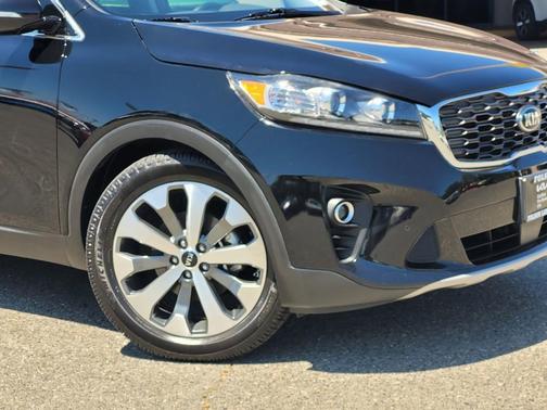 Ebony Black 2019 Kia Sorento EX