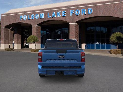 2025 Ford Maverick Lobo Standard