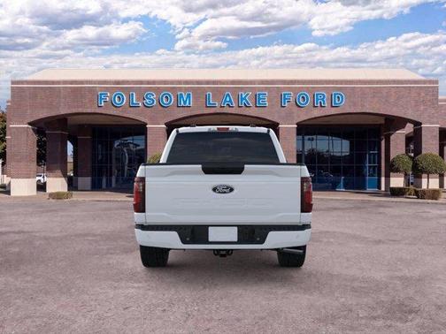 Oxford White 2026 Ford F-150 XLT