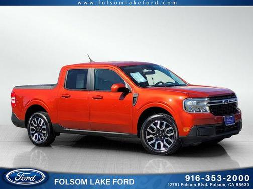 Hot Pepper Red Tinted Clearcoat 2022 Ford Maverick Lariat