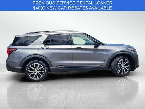 Gray Metallic 2026 Ford Explorer ST-Line