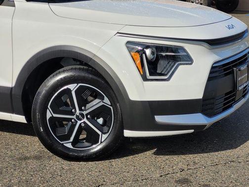 2025 Kia Niro Plug-In Hybrid EX