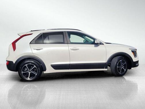 2025 Kia Niro Plug-In Hybrid EX