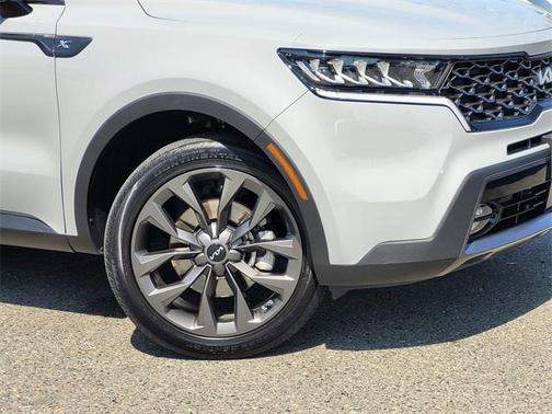 2023 Kia Sorento X-Line EX