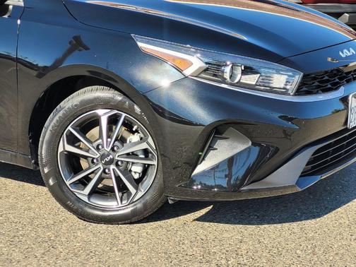 2022 Kia Forte LXS