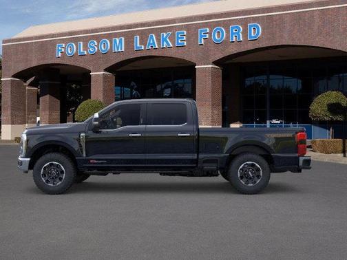 2025 Ford F-350 Lariat Super Duty