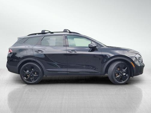 Black 2025 Kia Sportage Plug-In Hybrid X-Line Prestige