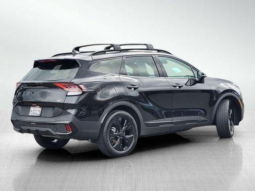 Black 2025 Kia Sportage Plug-In Hybrid X-Line Prestige