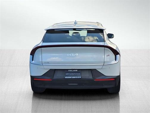 2024 Kia EV6 Light