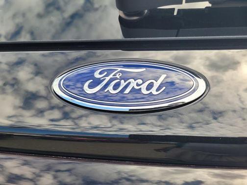 Black Metallic 2026 Ford Explorer Active
