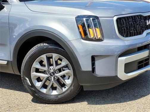 2024 Kia Telluride LX