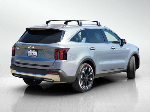 Silver 2025 Kia Sorento SX
