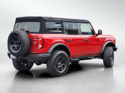 Red Metallic 2021 Ford Bronco Black Diamond