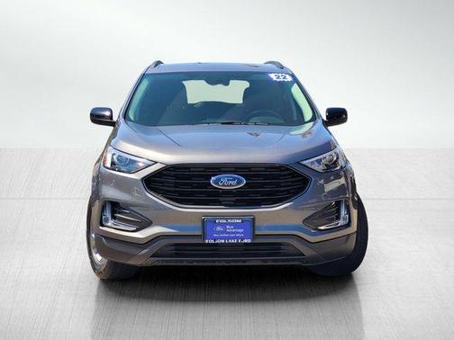 Gray Metallic 2022 Ford Edge SEL