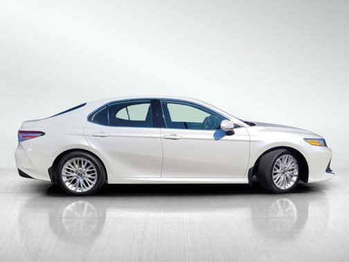 2020 Toyota Camry XLE