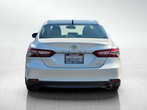 2020 Toyota Camry XLE