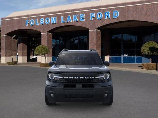 Shadow 2026 Ford Bronco Sport Outer Banks