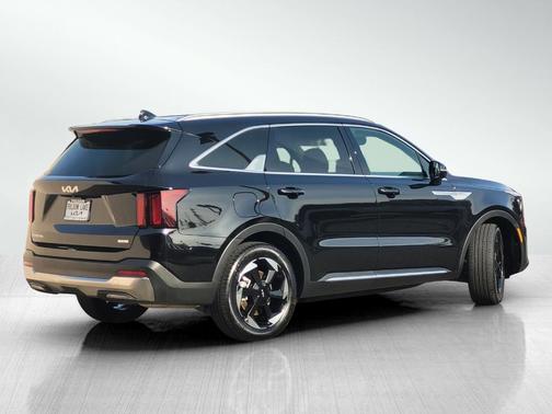 2025 Kia Sorento Plug-In Hybrid EX