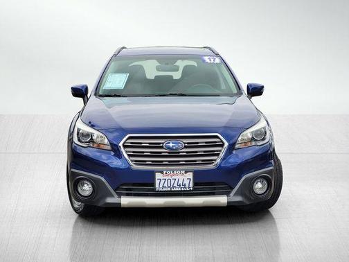 Lapis Blue Pearl 2017 Subaru Outback 3.6R Touring