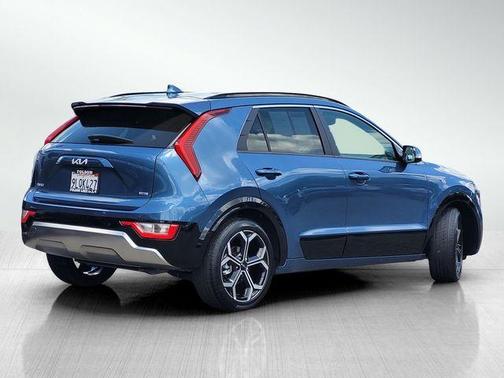 Mineral Blue 2024 Kia Niro EX Touring