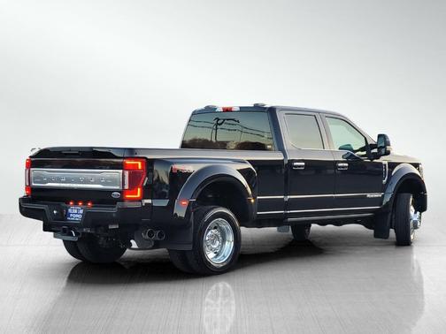2022 Ford F-450 LIMITED