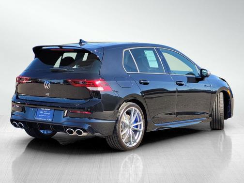 2024 Volkswagen Golf R 2.0T