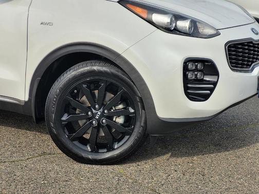 2018 Kia Sportage EX