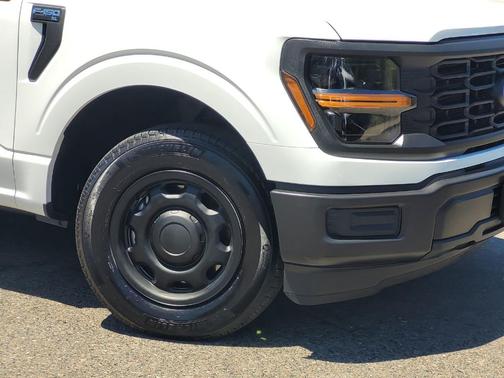 Oxford White 2024 Ford F-150 XL