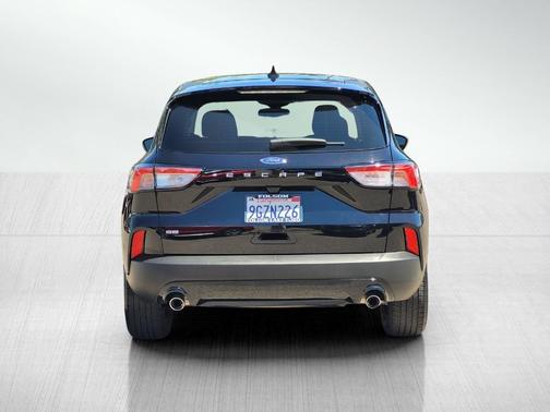 Black Metallic 2022 Ford Escape SE