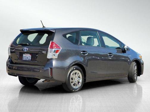 2017 Toyota Prius v Two