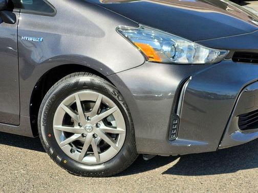 2017 Toyota Prius v Two