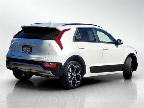 2024 Kia Niro EX Touring