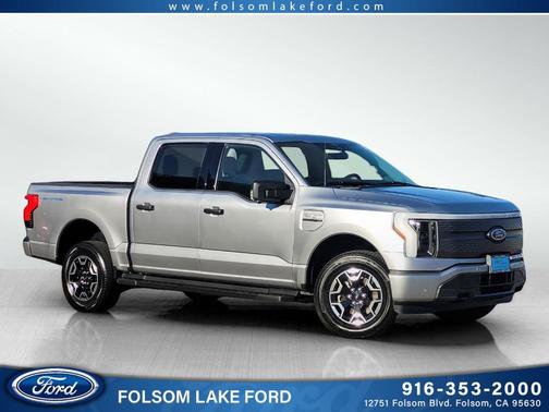 2023 Ford F-150 Lightning XLT