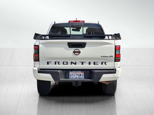 Glacier White 2022 Nissan Frontier PRO-4X