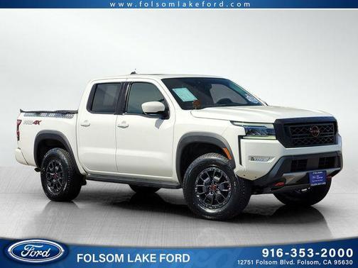 Glacier White 2022 Nissan Frontier PRO-4X