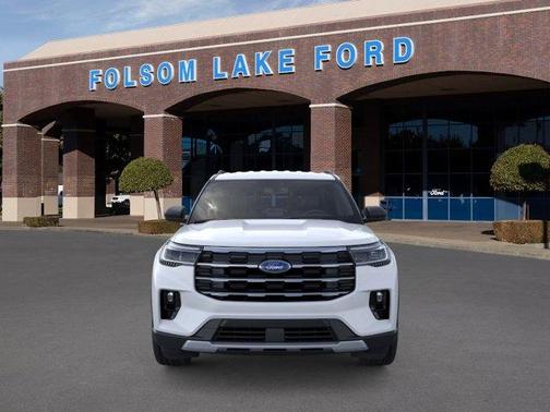 Oxford White 2026 Ford Explorer Active