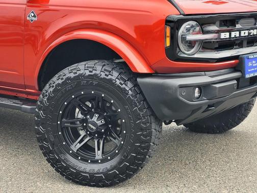 2024 Ford Bronco Outer Banks