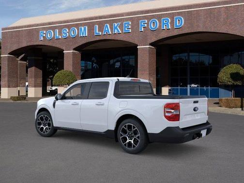 Oxford White 2025 Ford Maverick Lariat