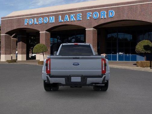 2026 Ford F-350 Lariat Super Duty