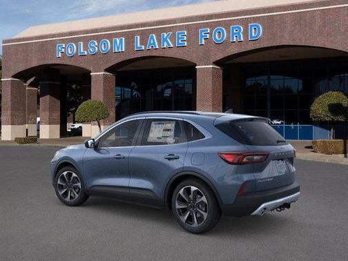 2025 Ford Escape Platinum