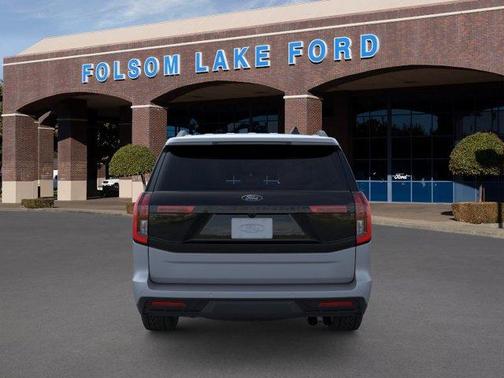 Gray 2026 Ford Expedition Tremor