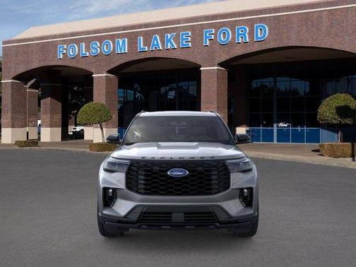 Gray 2026 Ford Explorer ST-Line