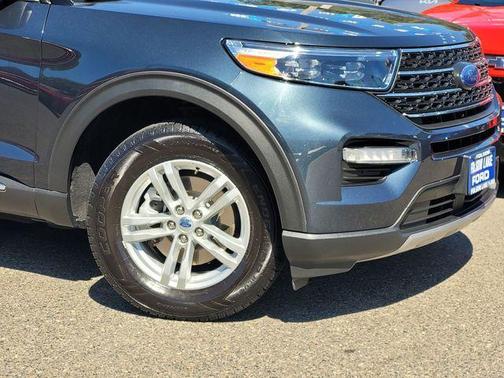 Blue Metallic 2023 Ford Explorer XLT