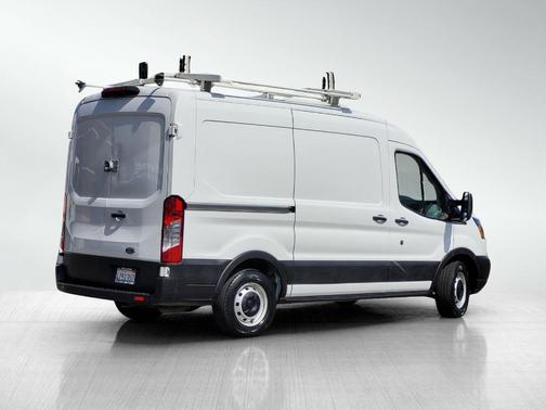 Oxford White 2019 Ford Transit-150 Base
