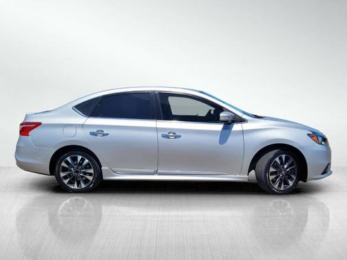 2019 Nissan Sentra SR