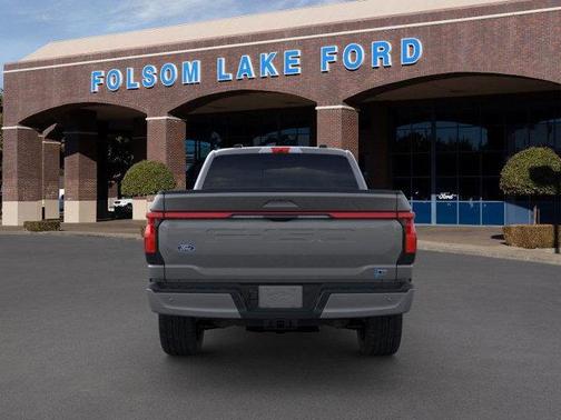 2025 Ford F-150 Lightning Platinum