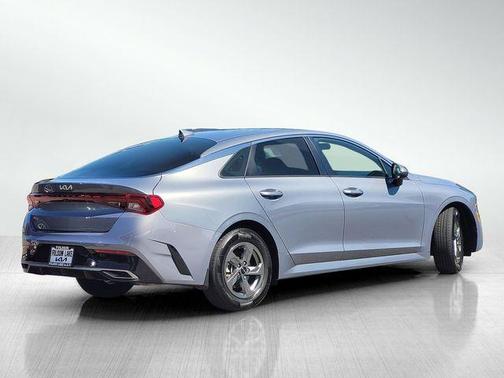 Everlasting Silver 2022 Kia K5 LXS